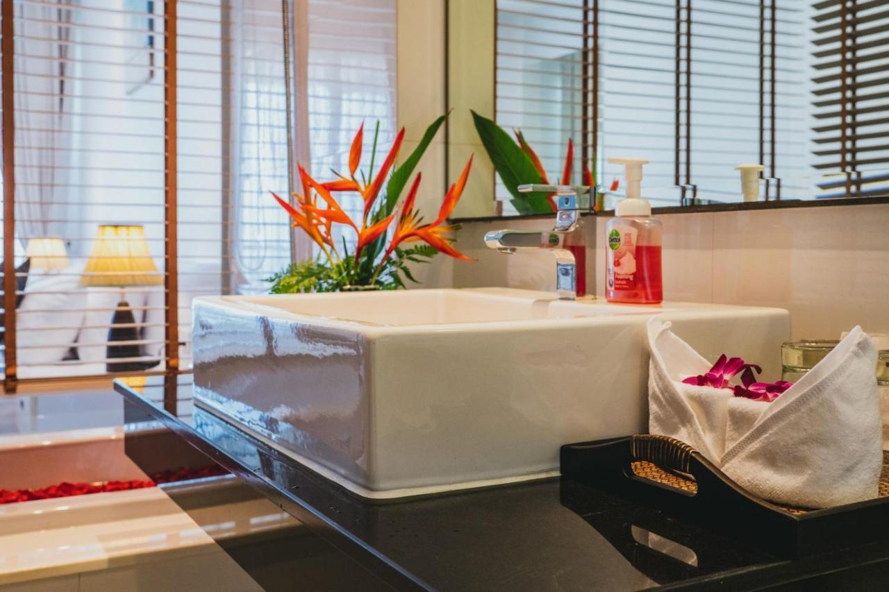 Pelican Luxury Apartments 반코쾅 외부 사진